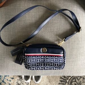 tommy hand bag